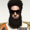 Sacha Baron Cohen est The Dictator.
