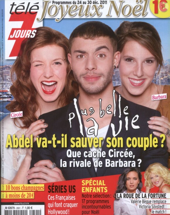 Le magazine Télé 7 Jours en kiosques le lundi 19 décembre 2011. 