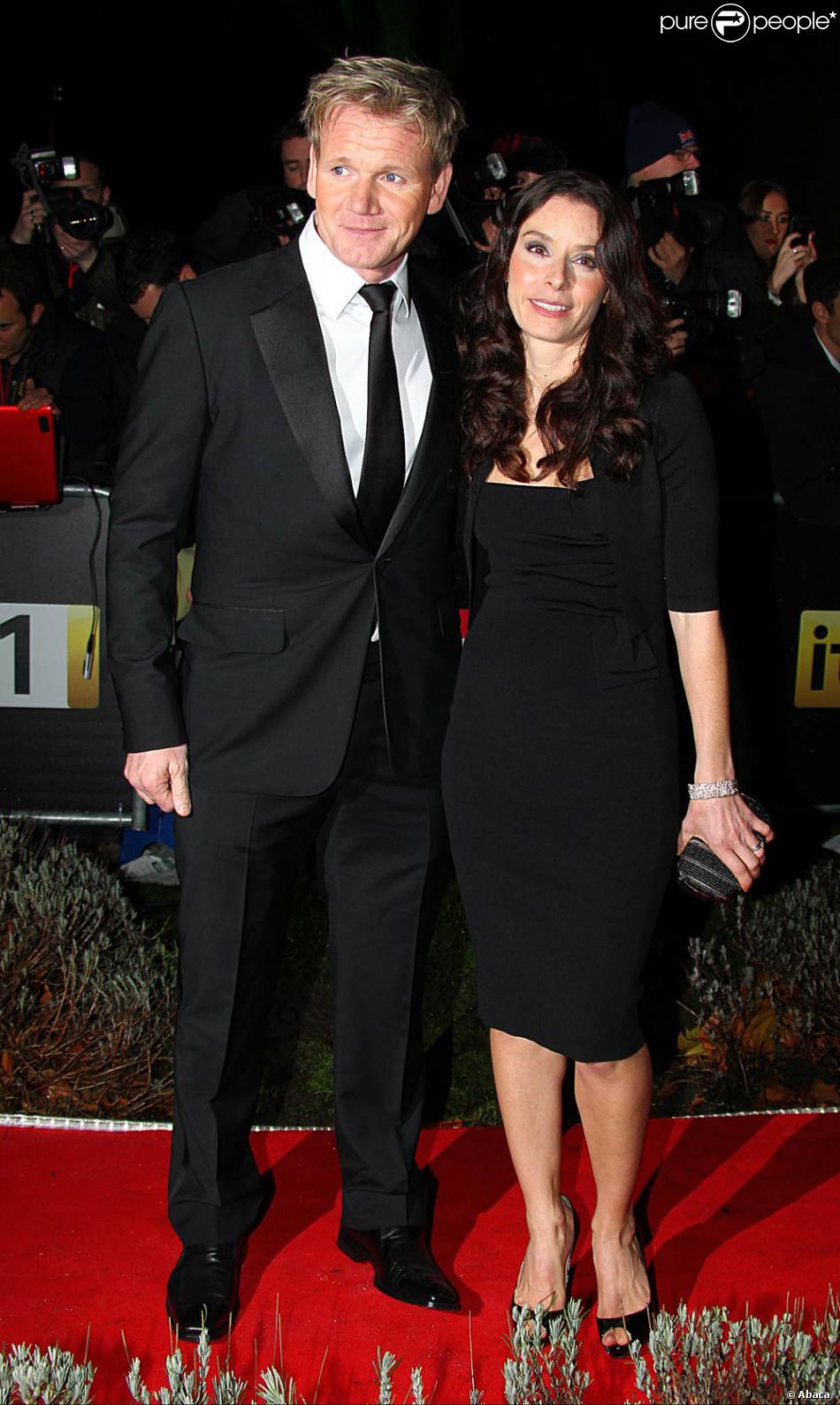 Gordon Ramsay Et Son Epouse Tana Sur Le Tapis Rouge De La Soiree A Night Of Heroes Pour Les Sun Military Awards A L Imperial War Museum De Londres Le 19 Decem