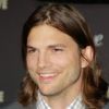 Ashton Kutcher en décembre 2011 à Los Angeles