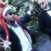 Mc Luvin, tandem composé de Gystère et Drixxxe, reprend White Christmas pour Noël 2011, avec un clip à son image : catchy et irrévérencieux.
