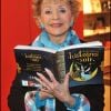Annie Cordy lit des contes pour enfants au Carré d'Encre, librairie parisienne, le jeudi 22 décembre 2011.