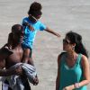 Djimon Hounsou, sa compagne Kimora Lee Simmons et leur fils Kenzo sur la plage de St Barth le 23 décembre 2011