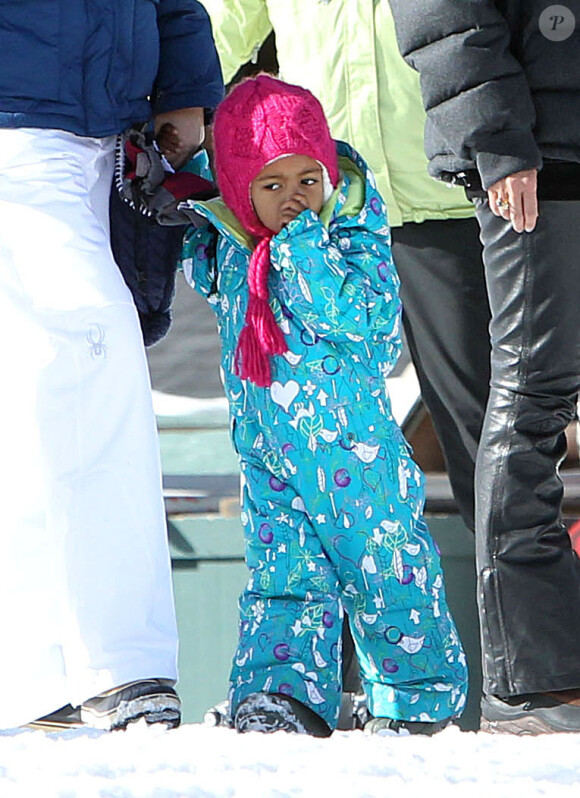 Lou, la petite dernière de Heidi Klum et son mari Seal, à Aspen le 26 décembre 2011