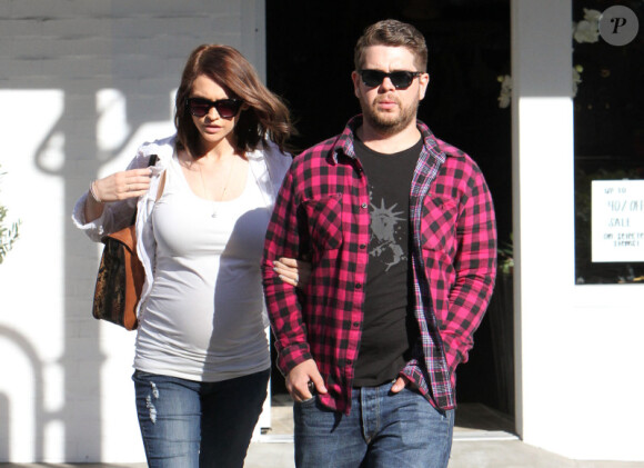 Jack Osbourne et sa fiancée Lisa Stelly enceinte s'offrent une promenade à Los Angeles, le 3 janvier 2012