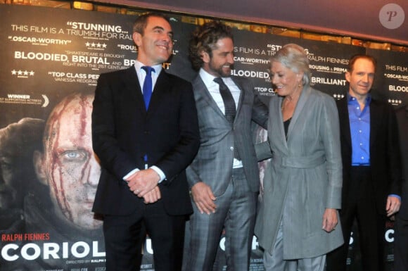 James Nesbitt, Gerard Butler, Vanessa Redgrave et Ralph Fiennes lors de l'avant-première du film Coriolan à Londres le 5 janvier 2012