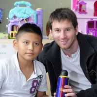 Lionel Messi : La star argentine joue les Rois Mages pour les enfants malades