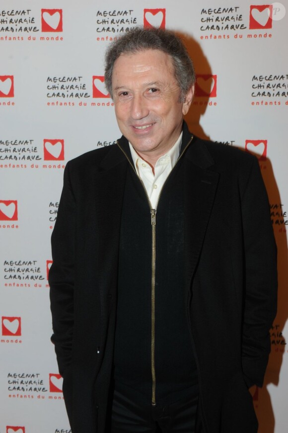 Michel Drucker lors du gala mécénat chirurgie cardiaque au grand Hôtel à Paris, le 9 janvier 2012