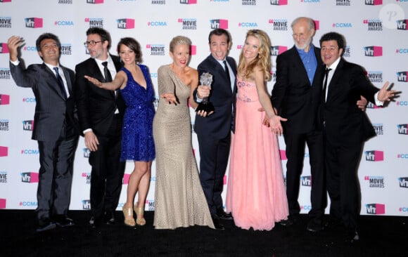 Michel Hazanavicius, Bérénice Bejo, Jeand Dujardin,  Thomas Langmann,  Penelope Ann Miller, James Cromwell et toute l'équipe de The Artist au Critics' Choice Awards, à Los Angeles le 12 janvier 2012.