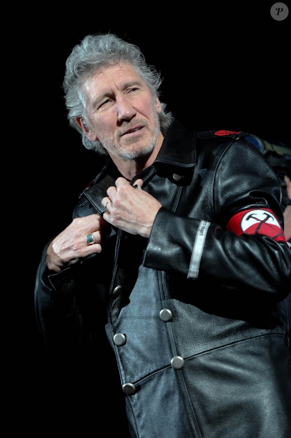 Roger Waters lors de la tournée The Wall Live en 2011. Le 14 janvier 2012, le héros de Pink Floyd s'est marié avec sa fiancée de longue date, Laurie Durning.