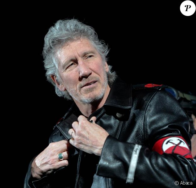 Roger Waters lors de la tournée The Wall Live en 2011. Le 14 janvier 2012, le héros de Pink Floyd s'est marié avec sa fiancée de longue date, Laurie Durning.