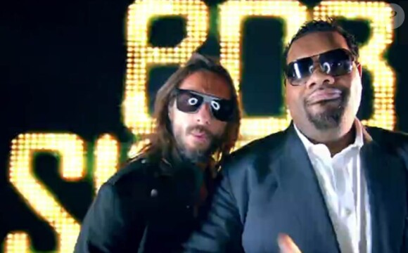 Bob Sinclar et Fatman Scoop dans le clip de Rock the Boat.
Bob Sinclar dévoilera son nouvel album, Disco Crash, le 30 janvier 2012, annoncé quelques jours plus tôt par le clip de Rock the Boat, une collaboration survitaminée avec Pitbull, Dragonfly et Fatman Scoop.