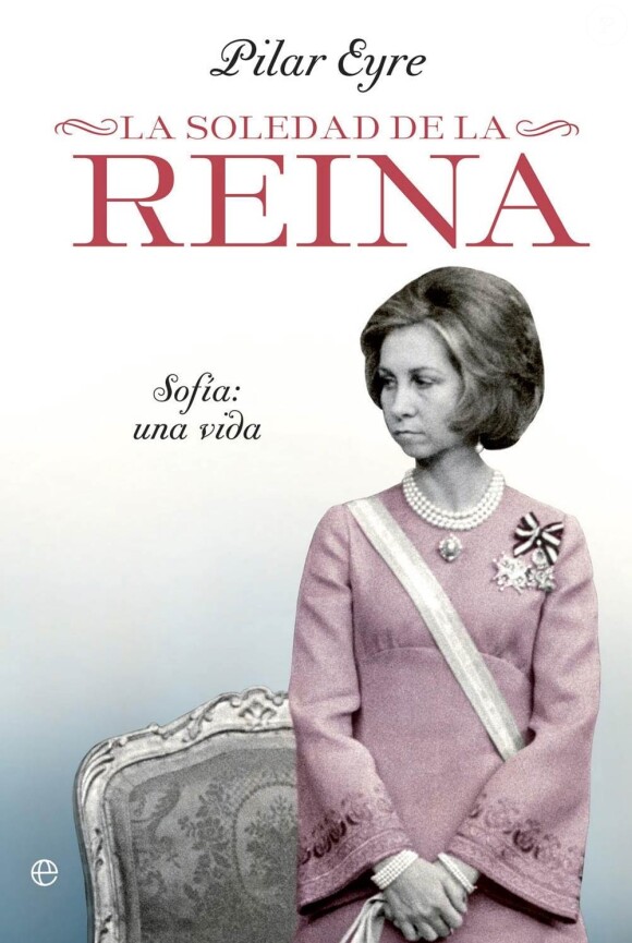 Dans La Soledad de la reine: Sofia, una vida, biographie non autorisée de la reine Sofia, Pilar Eyre dresse du roi Juan Carlos Ier d'Espagne un portrait de séducteur invétéré qui aurait flirté avec Lady Di et dont la reine Sofia n'aurait plus partagé le lit depuis 1976.