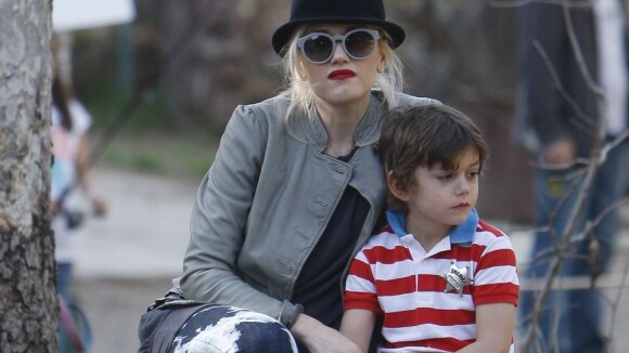 Gwen Stefani : Amoureuse de son Gavin Rossdale, elle apprend à ses fils à pêcher