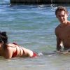 Vanessa Hudgens et son petit-ami Austin Butler, à Hawaï, le 19 janvier 2012
