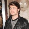 Surprenant look de Daniel Radcliffe à l'avant-première de La Dame en noir, à Los Angeles, le 2 février 2012.