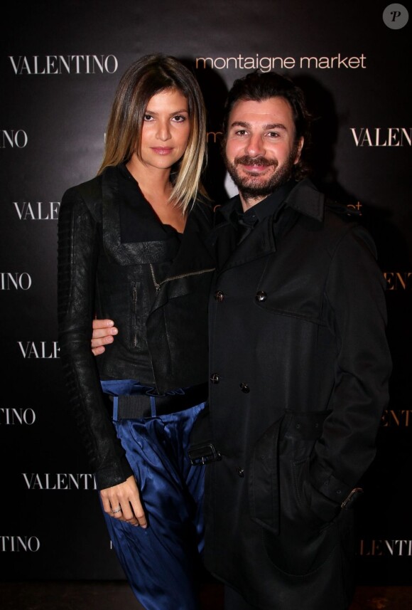 Isabelle Funaro et Michaël Youn au lancement du sac Vavavoom de Valentino, vendu en édition limitée et  en  exclusivité au magasin Montaigne Market à Paris, le 25 janvier 2012