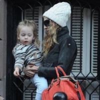Sarah Jessica Parker : Plus chaudement vêtue que sa fille en plein hiver...