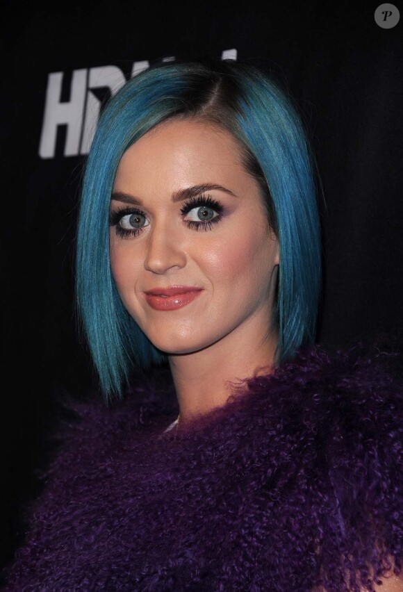 Katy Perry arrive à la fête du Super Bowl donnée par Direct TV où elle a donné un concert quelques heures plus tard. À Indianapolis, le 4 février 2012.
