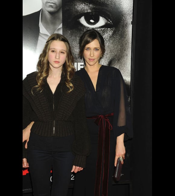 Vera et sa fille Taissa Farmiga lors de la première de Safe House à New York le 7 février 2012