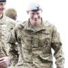 Le prince Harry, en uniforme et béret de la RAF, visitait le 10 février 2012 la base de la RAF de Hunington, dont il est commandant d'honneur, non loin de sa base de Wattisham (Suffolk). Il a notamment partagé son expérience de l'Afghanistan avec ses camarades, à quelques mois de son probable redéploiement.