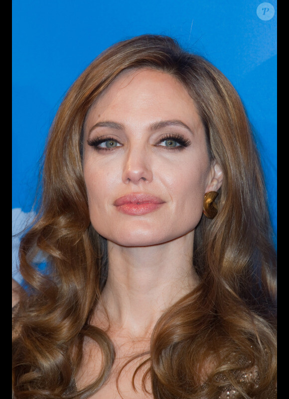 Angelina Jolie lors de la présentation d'Au pays du sang et du miel, au festival de Berlin le 11 février 2012.