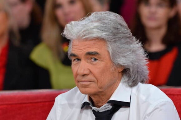Daniel Guichard sur le plateau de l'émission Vivement Dimanche, diffusée le 29 janvier 2012 sur France 2