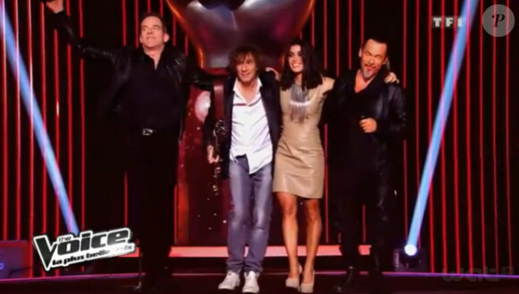 Jenifer, Garou, Florent Pagny et Louis Bertignac chantent Rolling in the deep pour The Voice