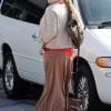 Hilary Duff, sur le point d'accoucher, chouchoute son mari, fraîchement opéré, le 29 janvier 2012 à Los Angeles.