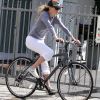 Kate Hudson a fait une balade à vélo avec son fils Ryder à Santa Monica. Février 2012