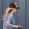 Kate Hudson a fait une balade à vélo avec son fils Ryder à Santa Monica. Février 2012