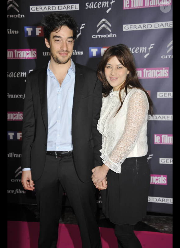 Mylène Jampanoï et son compagnon Dimitri Stephanides lors des 19ème Trophées du film français, à Paris, le 14 février 2012