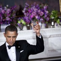 Barack Obama en mode séduction devant  Michelle et les gouverneurs