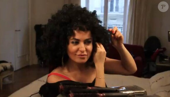 Despina Ricci a invité une pléiade de people pour le clip du single-titre de son album, What I Am, pour un effet décoiffant !