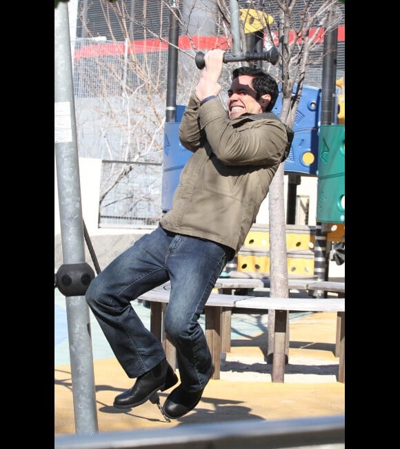 Danny Vito sur le tournage de New York Unité Spéciale, à New York, le 27 février 2012