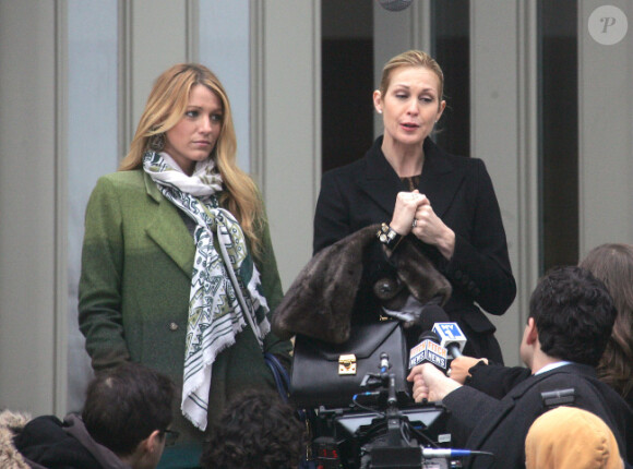 Blake Lively et Kelly Rutherford sur le tournage de Gossip Gir à New York, le 1er mars 2012