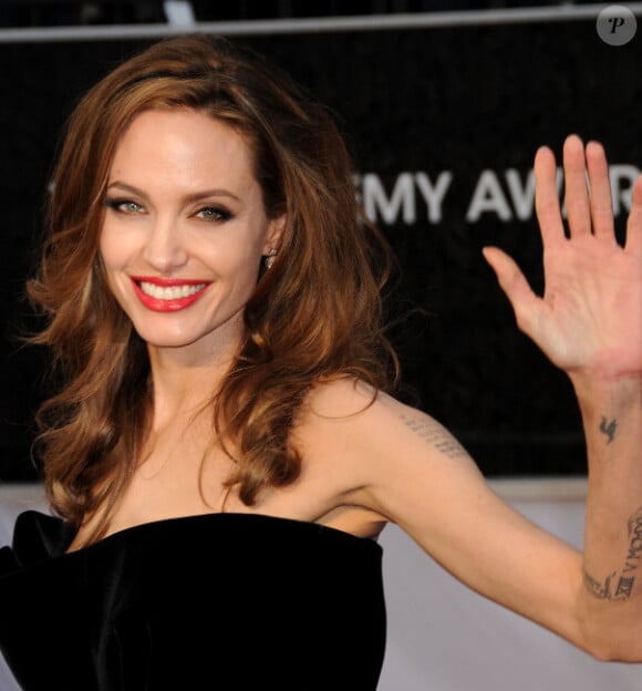 Angelina Jolie aux Oscars le 26 février 2012