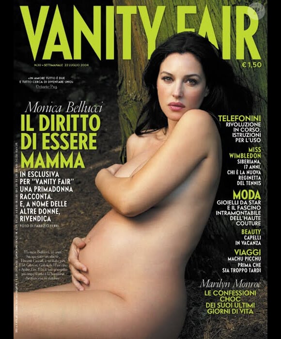 Monica Bellucci en couverture du Vanity Fair italien de juillet 2004.