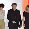 Valérie Bonneton, Eddy Mitchell et Alexandra Lamy sur le plateau de Vivement dimanche, le 8 mars 2012 - diffusion le 11 mars.