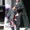Angelina Jolie, Brad Pitt et leurs enfants quittent la Nouvelle-Orléans, le 11 mars 2012 au soir.