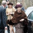  La reine Beatrix inaugurait le 7 mars 2012 à la base de l'armée de l'air de Soesterberg une nouvelle caserne pour les unités de déminage. 
 Après la tragédie familiale qui a frappé la famille royale des Pays-Bas en février 2012 (le prince Friso, victime d'une avalanche, est tombé dans le coma), il a fallu se remettre au travail... 