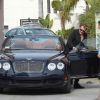 Johnny Hallyday à la sortie du restaurant The Ivy à Los Angeles, le 5 mars 2012.