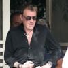 Johnny Hallyday à la sortie du restaurant The Ivy à Los Angeles, le 5 mars 2012.
