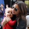 Miranda Kerr et son fils Flynn à New York, le 14 mars 2012.