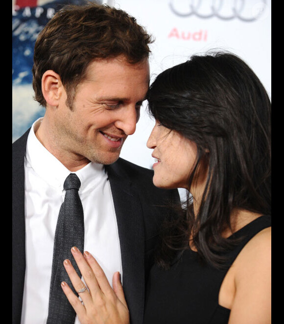 Josh Lucas et son épouse Jessica posent lors des AFI FEST en novembre 2011 à Los Angeles