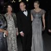 Le prince Albert entouré de la princesse Caroline et de la princesse Charlene de Monaco lors de la soirée du  centenaire du Martell Cordon Bleu de la maison de cognac Martell, à  Monaco le 22 mars 2012.
