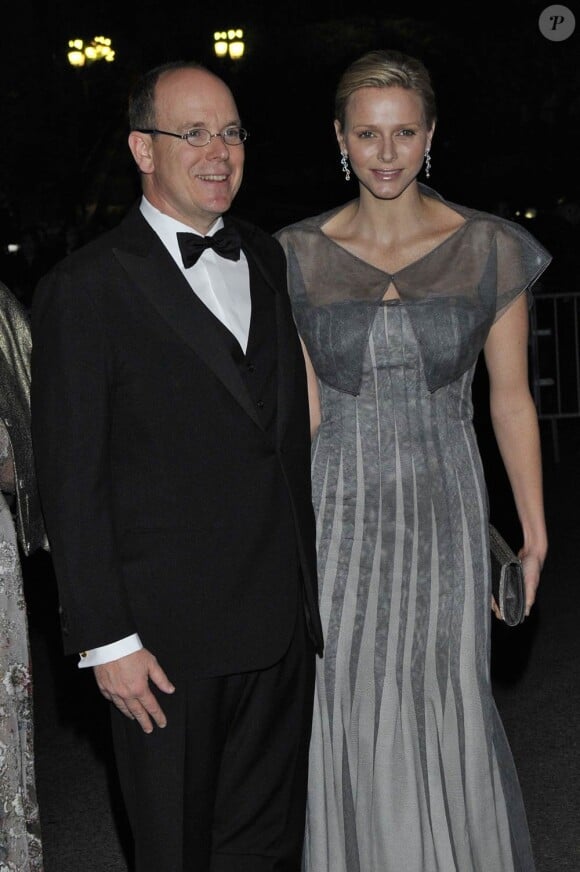 Le prince Albert II et la princesse Charlene lors de la soirée du centenaire du Martell Cordon Bleu de la maison de cognac Martell, à Monaco le 22 mars 2012.
