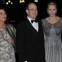 Le prince Albert, Charlene, Caroline et Juliette Binoche fêtent un cordon bleu