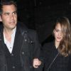 Jessica Alba et son mari Cash Warren sortent du restaurant Nobu à Los Angeles le 22 mars 2012
 