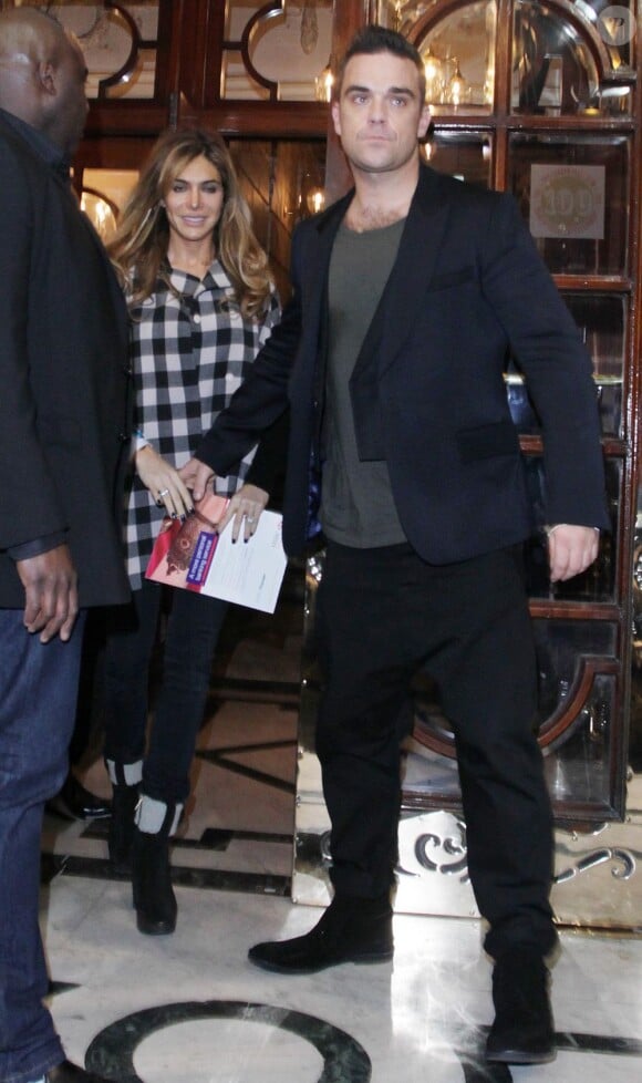 Robbie Williams et sa femme Ayda Field en décembre 2010